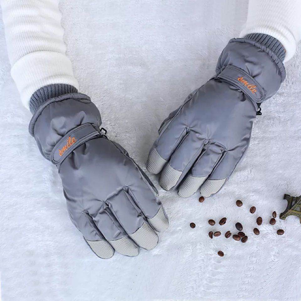 Smile Unisex Hiking Gloves Waterproof Windproof With Fleece